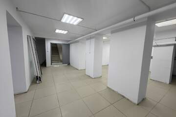 Помещение своб.назн., 155 м²