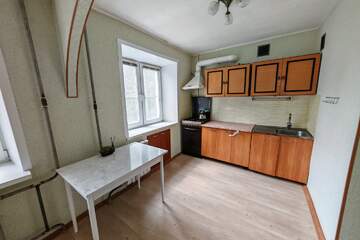 2-к квартира, 46 м², 2/4 эт.